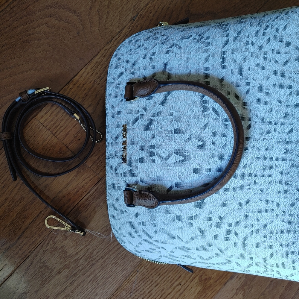 NWT 5 PC Michael Kors signature collection Vanilla - Picture 7 of 16